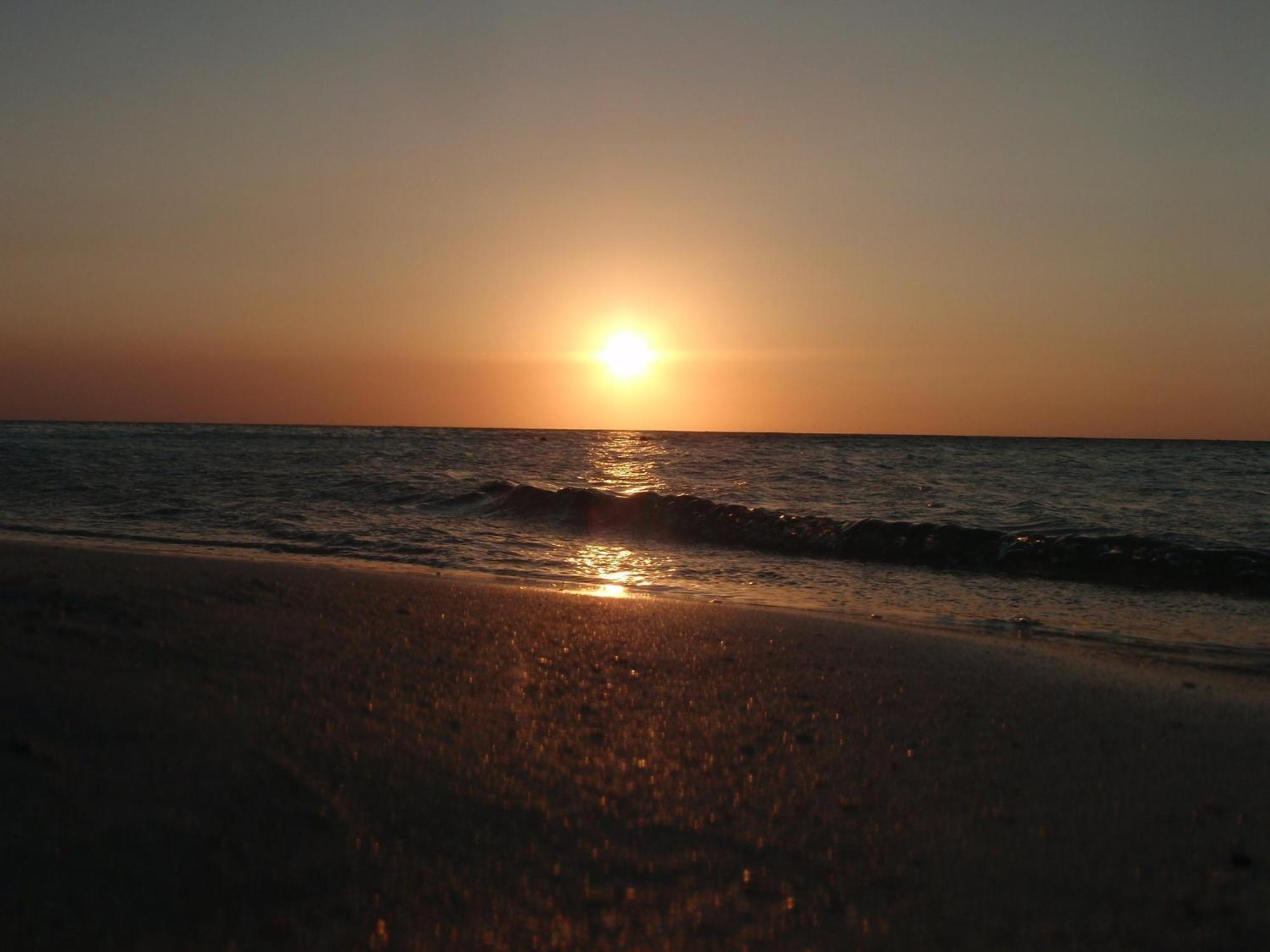 Infinity Bay Spa & Beach Resort West Bay Εξωτερικό φωτογραφία