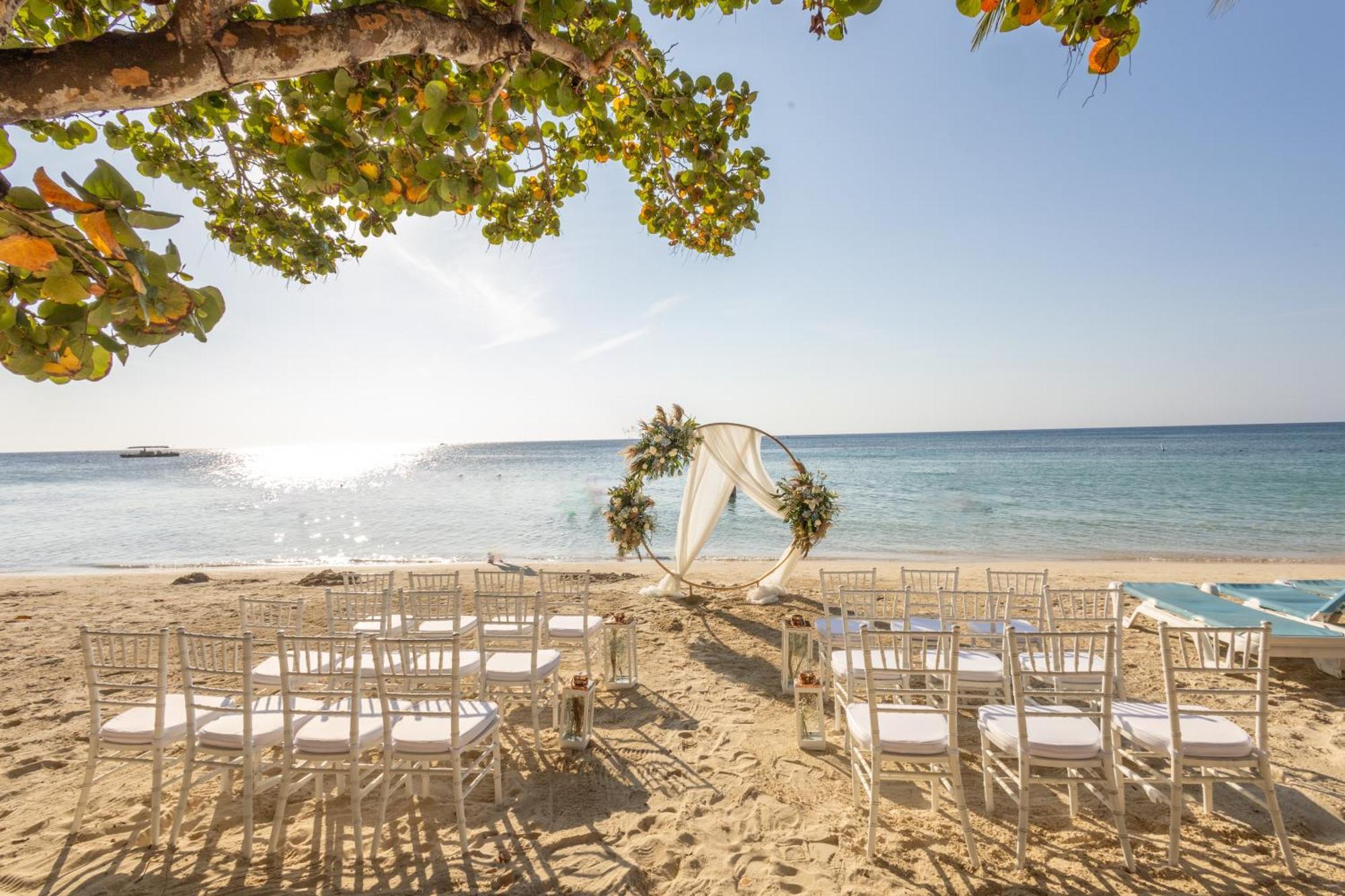 Infinity Bay Spa & Beach Resort West Bay Εξωτερικό φωτογραφία